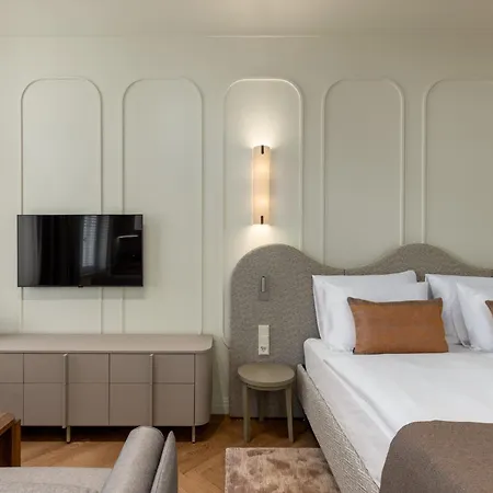 Carillon - Keystone Collection, Opened December 2025 Aparthotel Riga