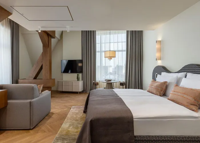 Carillon - Keystone Collection, Opened December 2025